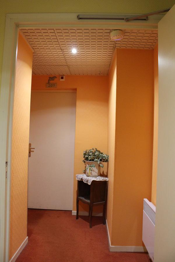 Le Voltaire Hotel Berck Bagian luar foto