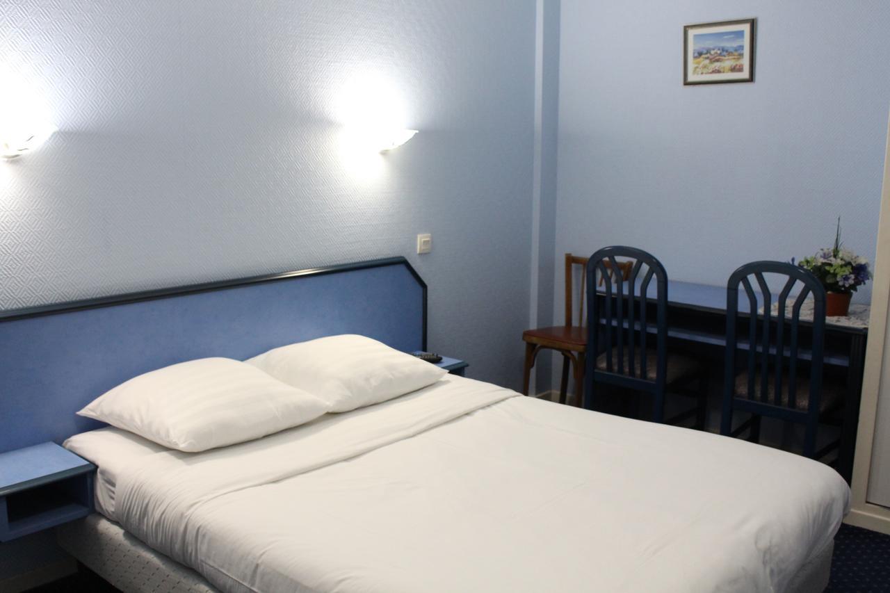 Le Voltaire Hotel Berck Bagian luar foto