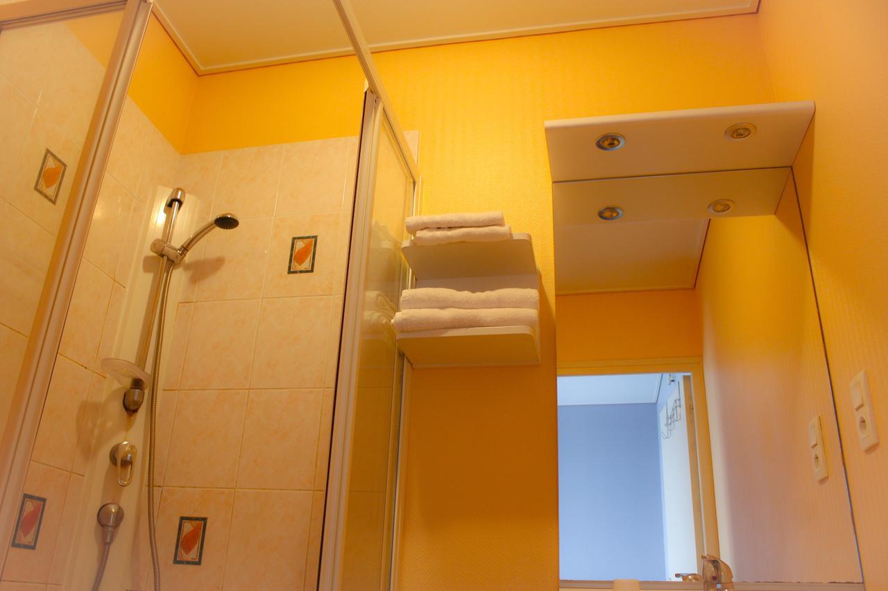 Le Voltaire Hotel Berck Bagian luar foto