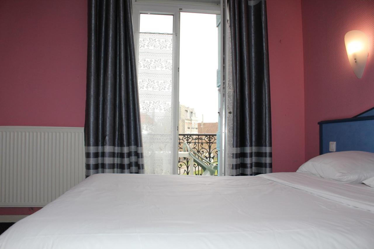 Le Voltaire Hotel Berck Bagian luar foto
