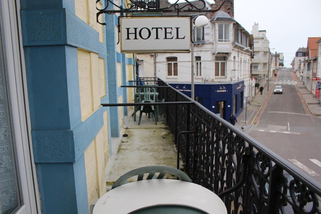 Le Voltaire Hotel Berck Bagian luar foto