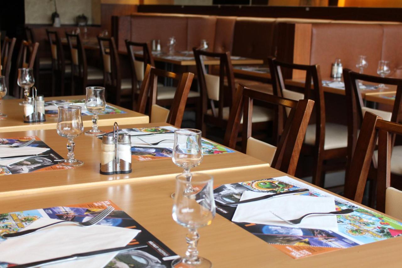 Le Voltaire Hotel Berck Bagian luar foto