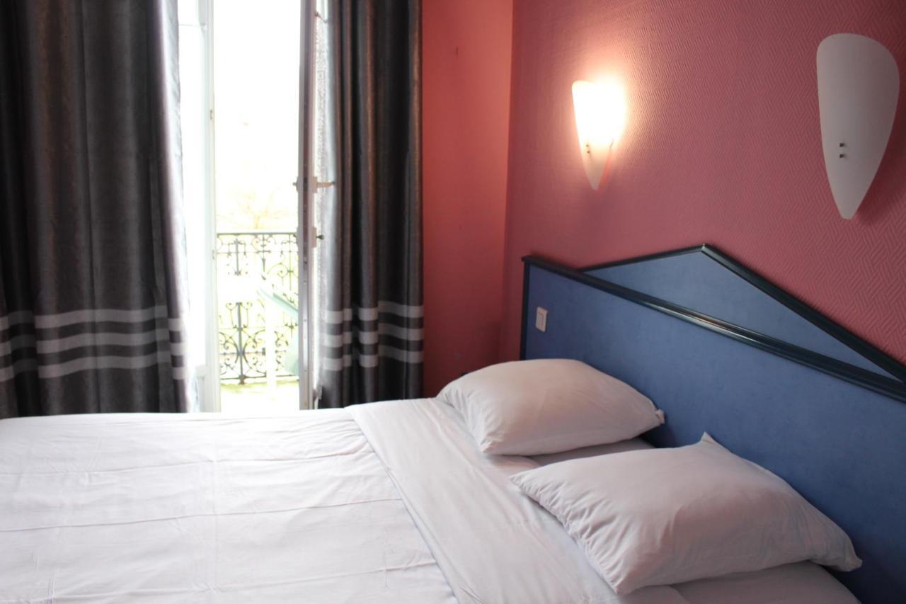 Le Voltaire Hotel Berck Bagian luar foto